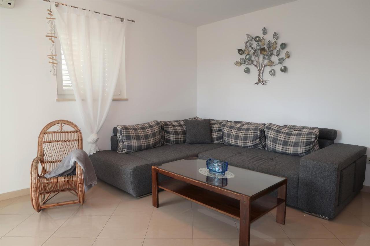 Nikas1 Rabac Appartement Buitenkant foto