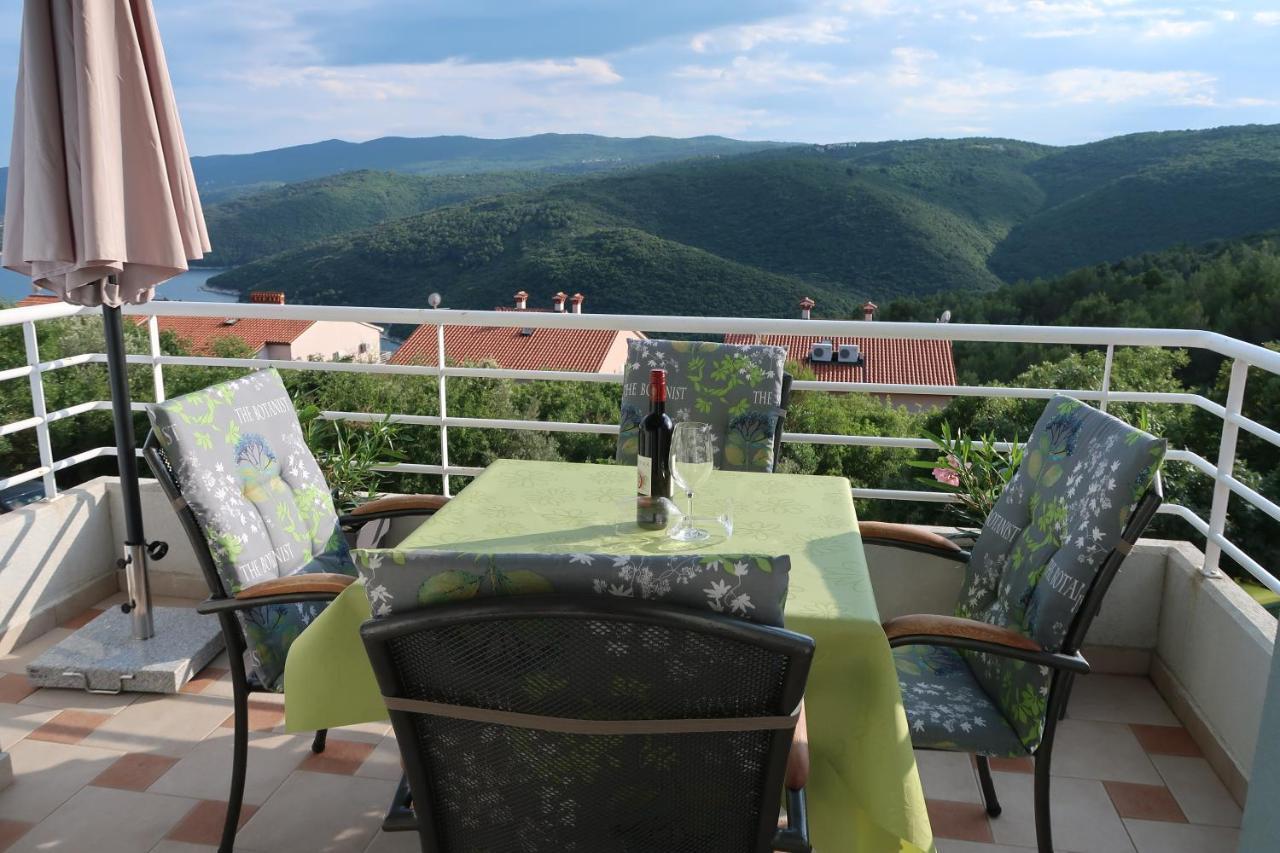 Nikas1 Rabac Appartement Buitenkant foto