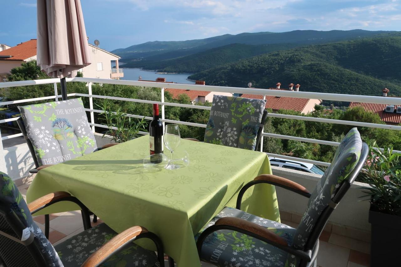 Nikas1 Rabac Appartement Buitenkant foto