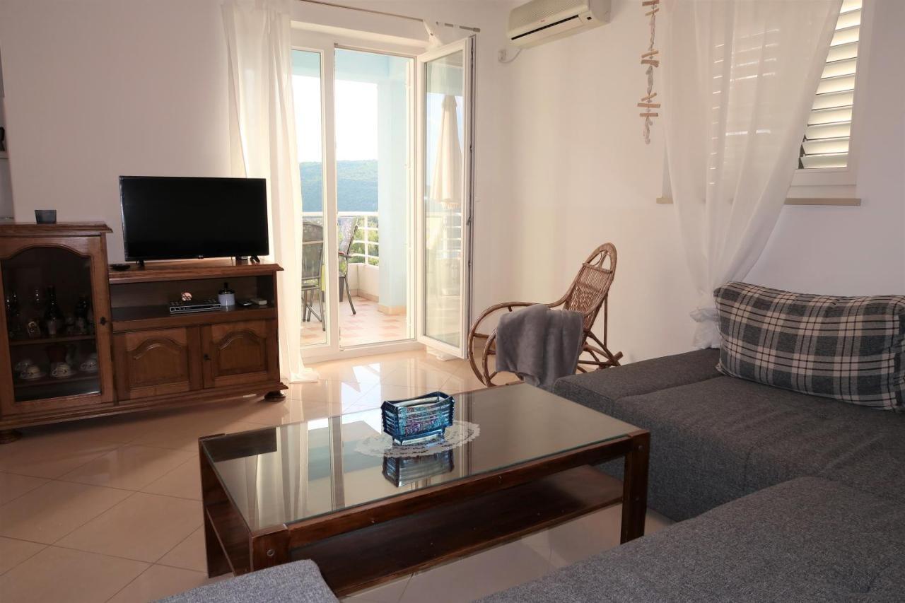 Nikas1 Rabac Appartement Buitenkant foto