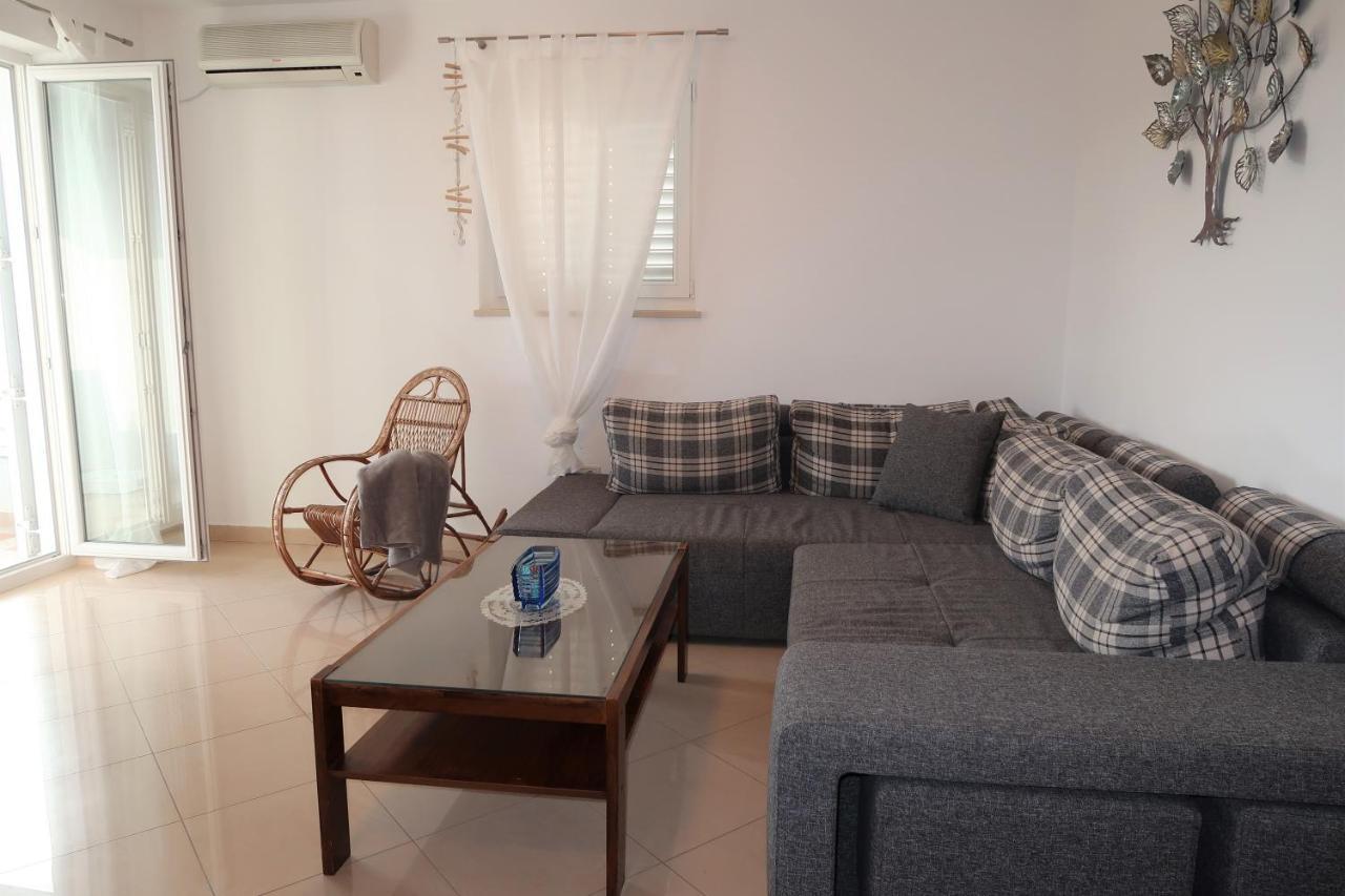 Nikas1 Rabac Appartement Buitenkant foto